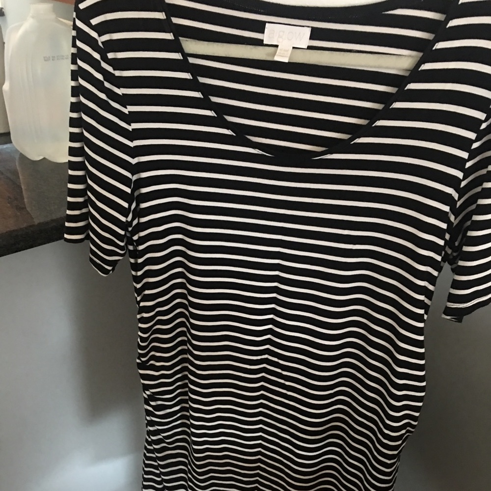 Adorable maternity dress